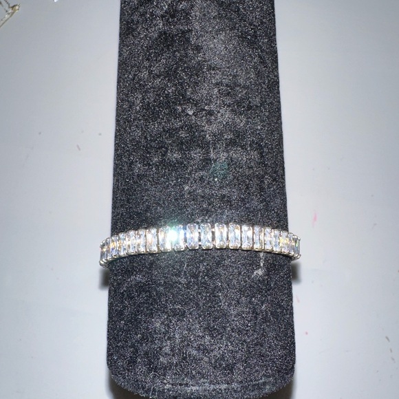 Cute diamond choker - Picture 3 of 3
